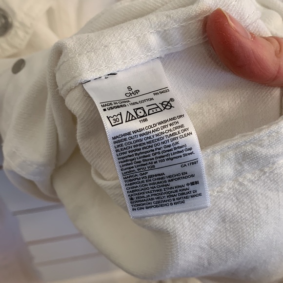 GAP White Denim Jacket - Picture 5 of 5